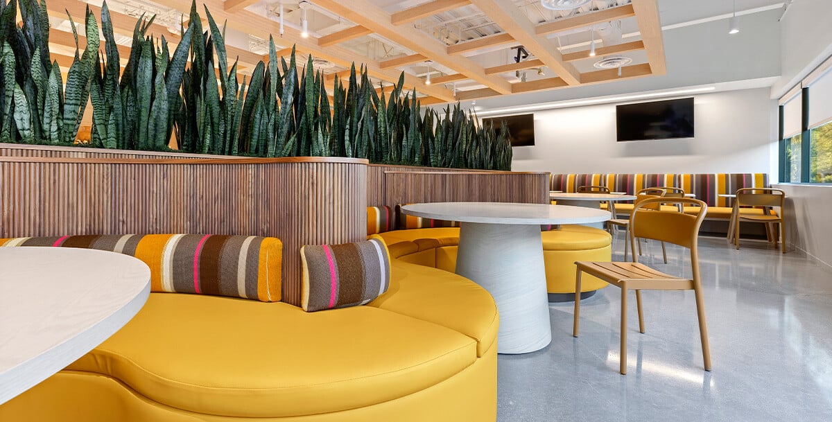 Work Smarter: 5 Important Office Design Trends for 2025